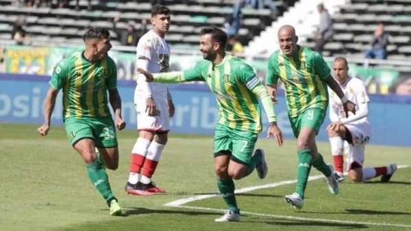 Ganó Aldosivi en el Minella y mantiene la ilusión de seguir en primera.