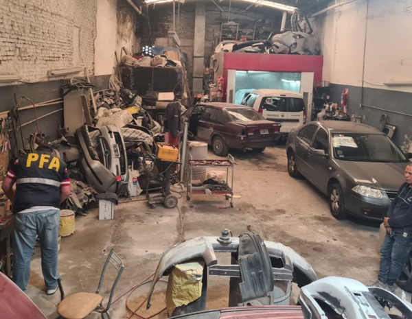 Entre las diligencias, incluyó un domicilio en Comodoro Rivadavia.