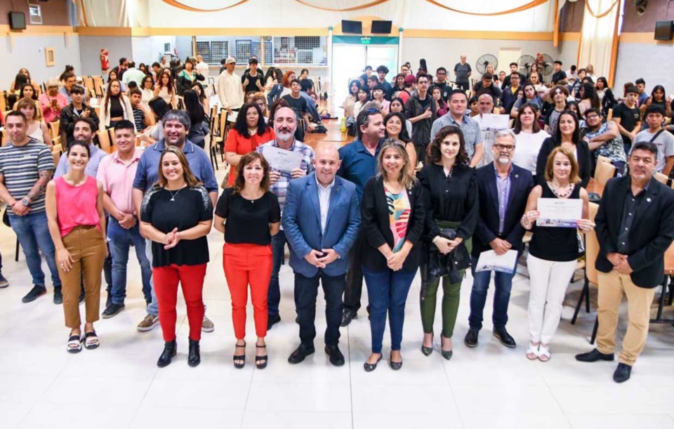 El intendente, Gustavo Sastre, destacó las acciones que aportan herramientas laborales e inserción social.