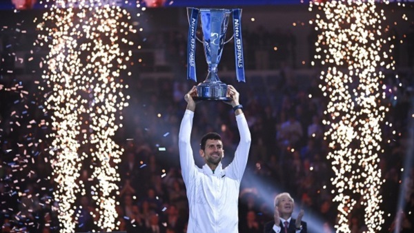 El serbio le suma otra ATP Finals a su imponente palmarés: 7-5 y 6-3 a Ruud para sumar su 91° título.
