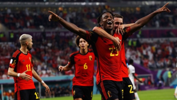 Sin Lukaku, Michy Batshuayi se encargó de marcar para Bélgica.