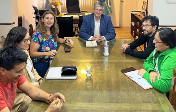 El intendente Sergio Ongarato y representantes del SOEME confirmaron el acuerdo paritario municipal.
