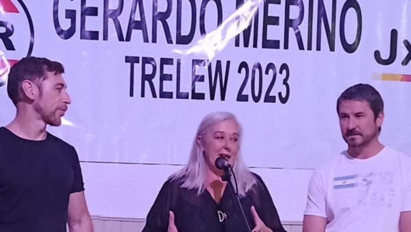 De izquierda a derecha los oradores Vera, Terenzi y Merino.