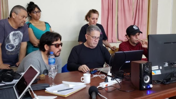 Curso. El Gobierno implementó otro apoyo para quienes hacen radio en el interior chubutense.