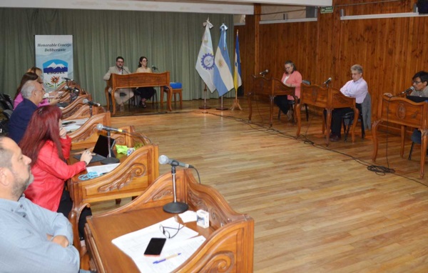 El Concejo Deliberante de Esquel aprobó el Código Tributario, la Ordenanza Tarifaria y el Presupuesto 2023.