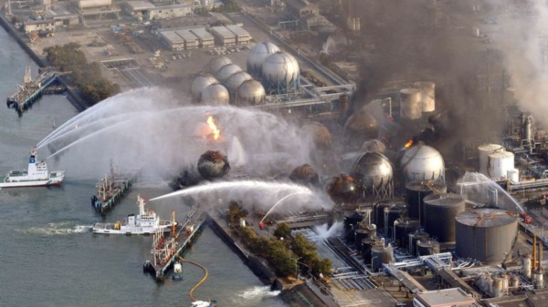Fukushima en llamas. El "chernobyl nipón" fue advertido en la película "Sueños", del gran Akira Kurosawa.
