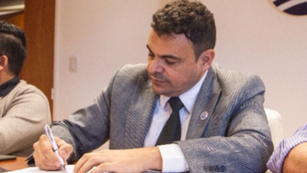 Vocero. Yaniez explicó la situación por estas horas, cuando se agota el tiempo para firmar un plan de pagos.