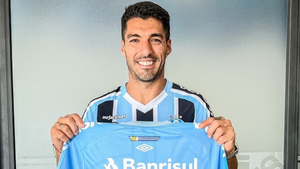"Preparado para este lindo desafío en Gremio, con muchas ganas de estar ahí y disfrutar", escribió "Lucho" en sus redes.