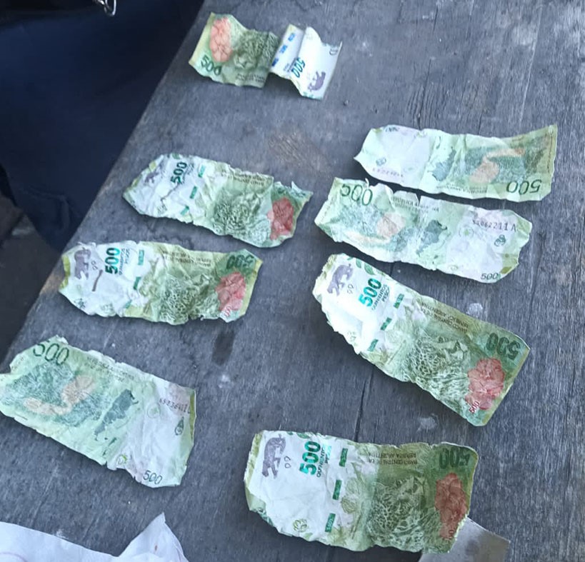 Los billetes incautados eran siete de 500 pesos sin número de serie.