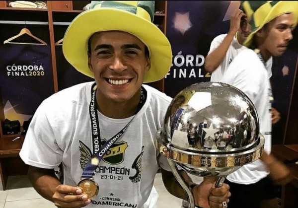 Villagra fue campeón de la Copa Sudamericana con Defensa y viene de jugar en San Martín de San Juan.