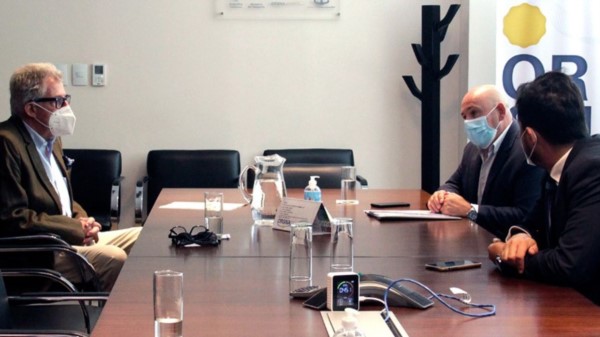 Diálogo. El intendente Sastre con la cúpula del ORSNA en la reunión. 