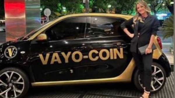 La mediática Mica Viciconte promocionando a Vayo Coin, otro emprendimiento que también es investigado.