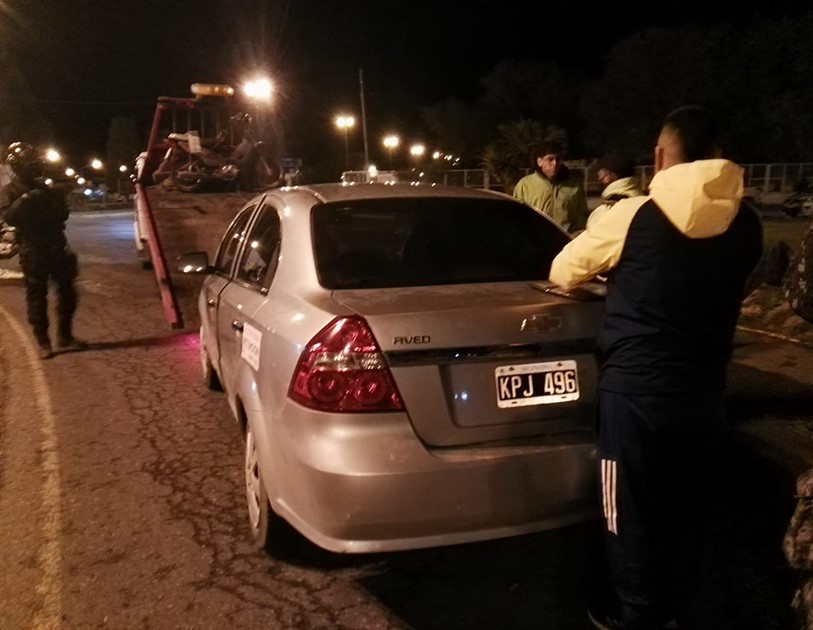 El control vehicular se efectuó en las avenidas 25 de Mayo y Rosas.