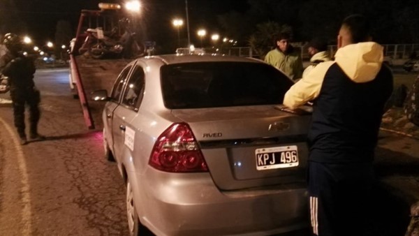 El control vehicular se efectuó en las avenidas 25 de Mayo y Rosas.