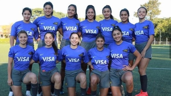 Las Jaguaretes con la comodorense Camila Contreras ganaron los dos partidos de la primera jornada.