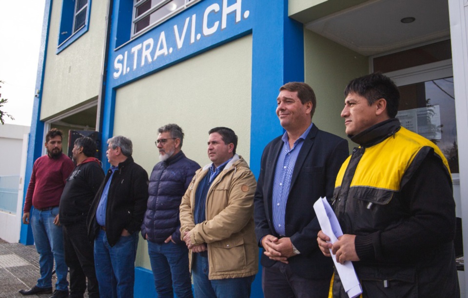 Autoridades. El SITRAVICh festejó su medio siglo y advirtió sobre la necesidad de recomposición salarial.