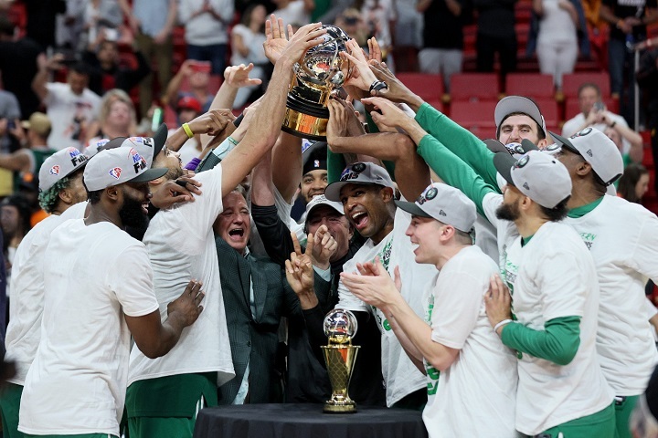 Los Boston Celtics ganaron 96-100 a los Miami Heat en el FTX Arena en el séptimo y decisivo partido de su serie de playoffs (4-3)