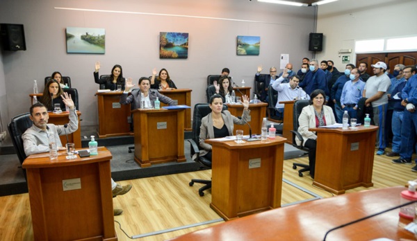Votación. La sesión en el Concejo Deliberante de Puerto Madryn.