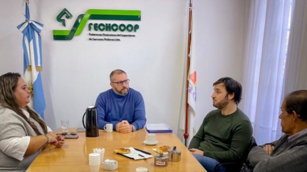 El senador nacional Ignacio Torres mantuvo una reunión con Fabricio Petrakosy, presidente del ente.
