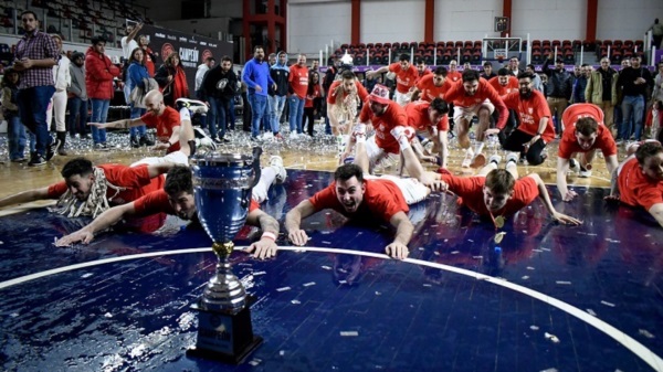 Otro día histórico para el básquet de Córdoba. Independiente de Oliva ascendió a la Liga Nacional: la historia de un club que no paró de crecer.