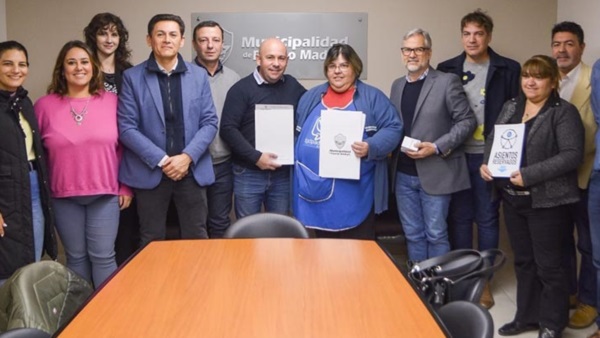 El intendente Gustavo Sastre firmó convenio con Ceferino del Sur.