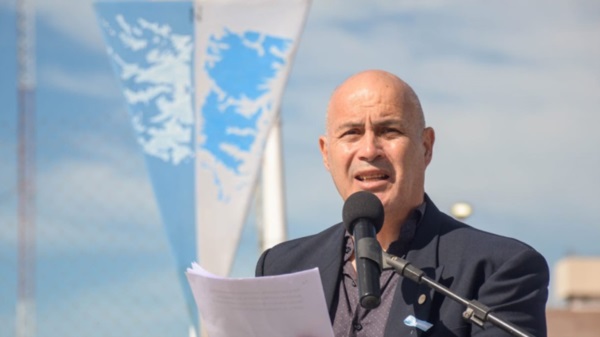 Daniel Belmar, presidente del Centro de Veteranos de Puerto Madryn, recordó el momento histórico.