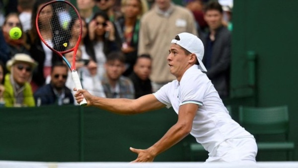 No pudo ser para Sebastián Báez en Wimbledon: el argentino perdió ante Goffin.