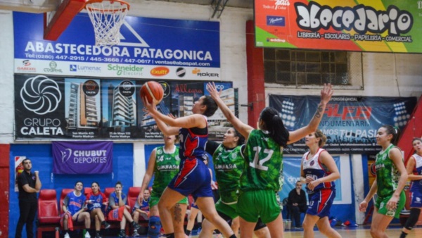Ferro aplastó a Gimnasia y luego también superó a Federación Deportiva, ambos de Comodoro. (Foto: Mariano Di Giusto/Jornada).