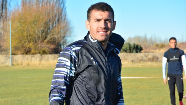 El "Rayo" ya se entrena en Guillermo Brown. (Foto: Alberto Evans/Jornada).