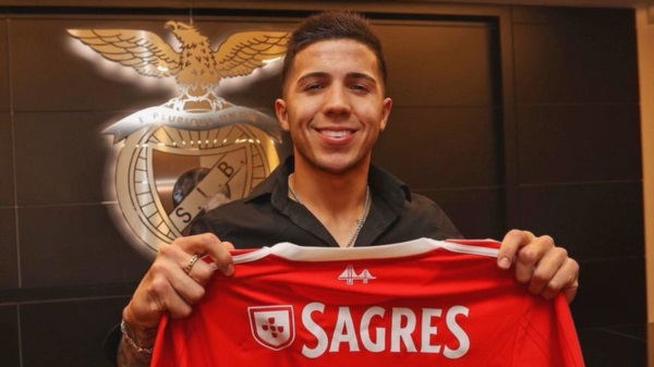 Benfica estableció una cláusula de rescisión de 120 millones de euros para Enzo Fernández. Tendrá contrato hasta el 30 de junio de 2027.