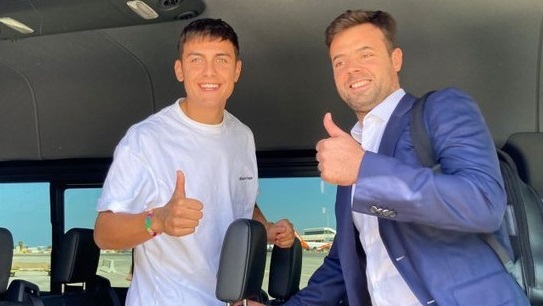 La "Joya" ya está en Portugal para hacer la pretemporada, se someterá a los exámenes médicos y luego firmará hasta junio de 2025.