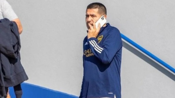 Juan Román Riquelme se reunió con el plantel de Boca en medio del mal momento: “Son los mejores”.