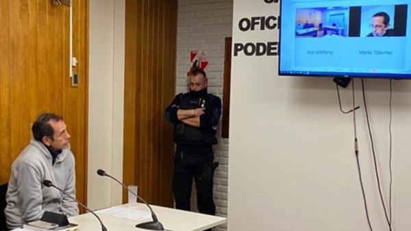 Roberto Funes estará detenido preventivamente por estafar a un anciano con $260.000 y 600 dólares.