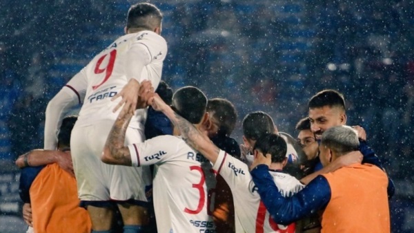 Nacional campeón invicto del torneo Intermedio. Lo ganó por cuarta vez: 2017, 2018, 2020 y 2022. Es el primer título de Pablo Repetto desde su llegada al club.