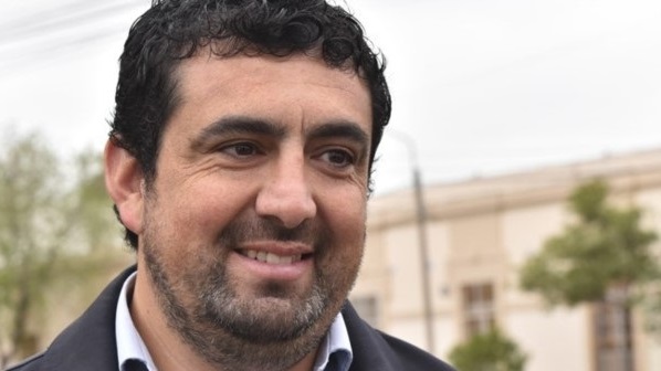Miguel Larrauri. De Gabinete.