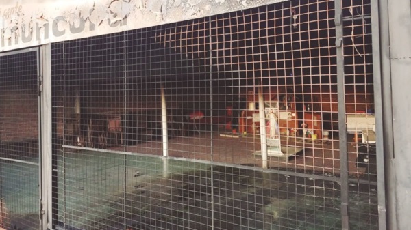 Autores desconocidos prendieron fuego la ermita de Ceferino.