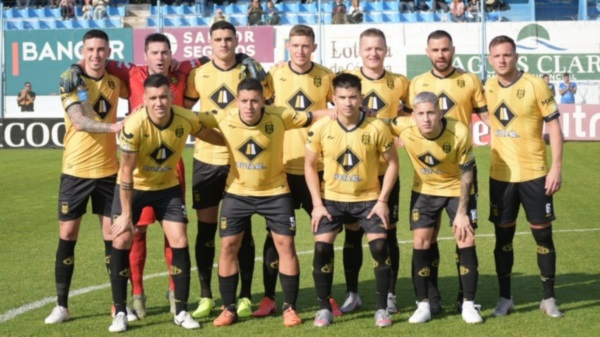 La formación titular de Deportivo Madryn. Foto: Estudiantes de Río Cuarto.