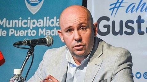 Gustavo Sastre, intendente.
