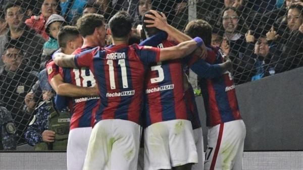 Hacía más de un año que el Ciclón no ganaba 2 partidos seguidos.