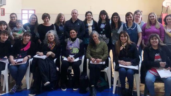 Grazzini felicitó a los equipos directivos por continuar capacitándose.
