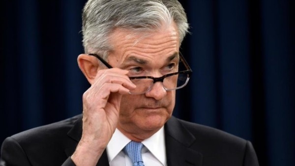 Jerome Powell, el titular de la Fed, señalado desde Wall Street como responsable de la tormenta bancaria