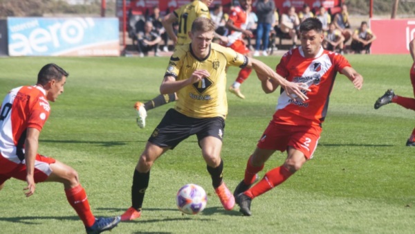 Castillo tiene once goles en el torneo. Foto: Prensa Maipú.