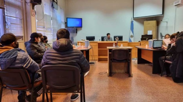 Cinco son los imputados por una feroz pelea en el barrio Matadero.