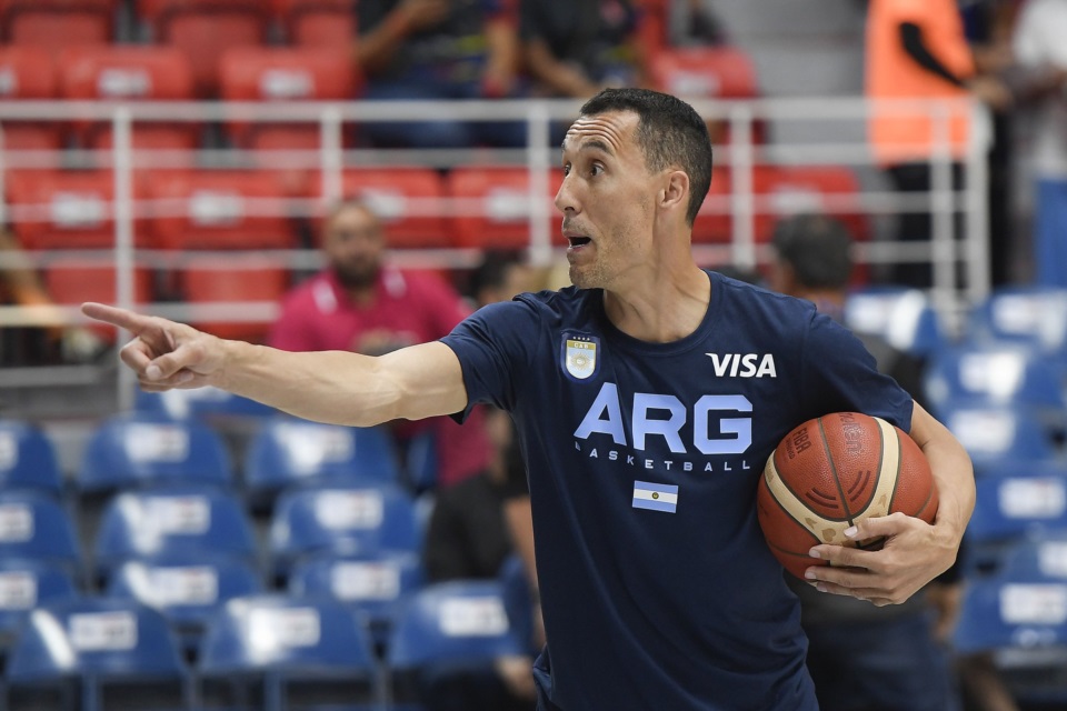 El cordobés llega a la selección en un momento clave y lo hace asentado en su rol de entrenador. Dirigirá al equipo hasta el Mundial 2023.