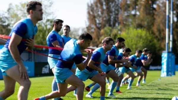 El coach Michael Cheika confirmó la alineación del seleccionado que saldrá al campo de Independiente.