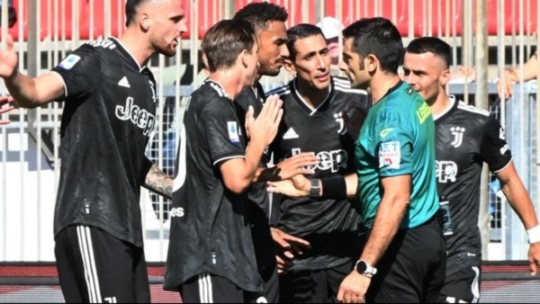 La expulsión de Di María puede ser una excusa, pero la realidad es que la Juventus de Allegri no encuentra rumbo, ganó 1 de los últimos 8 partidos.