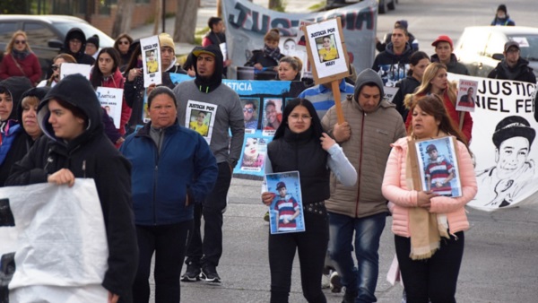 Familiares de víctimas en hechos delictivos le pidieron a la Justicia celeridad y definiciones en las causas.