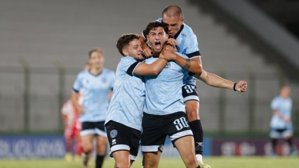 Con goles de Moreno y Barrea, Belgrano derrotó 2-0 a Unión y se quedó con la Copa Alejandro Lembo.