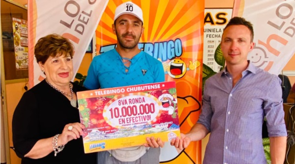 Millonarios. Son compañeros y habían comprado el cartón a medias.