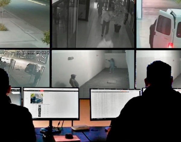 Las cámaras de seguridad en Trelew muestran como actúan los delincuentes con absoluta impunidad.